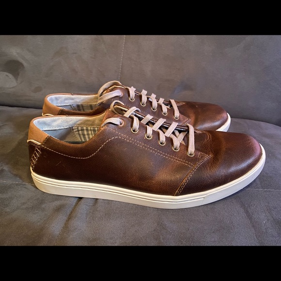 clarks newood street